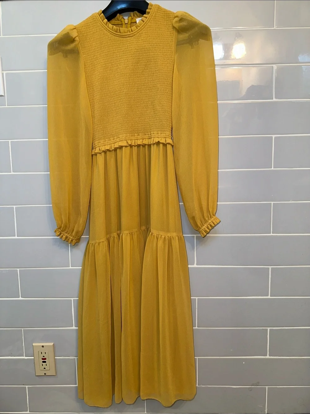 Aritzia Wilfred Rosalyn Dress - Picture 3 of 17